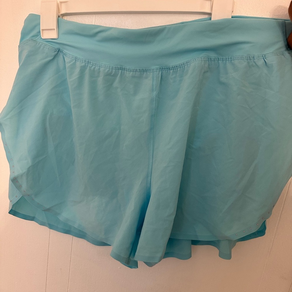Lululemon short